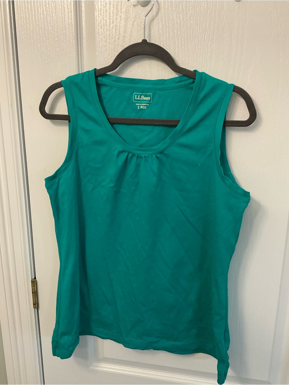 L.L. Bean Women's Teal Scoop Neck Tank